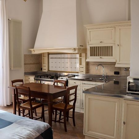 La Corte Di Brusuglio Apartments Кормано Экстерьер фото