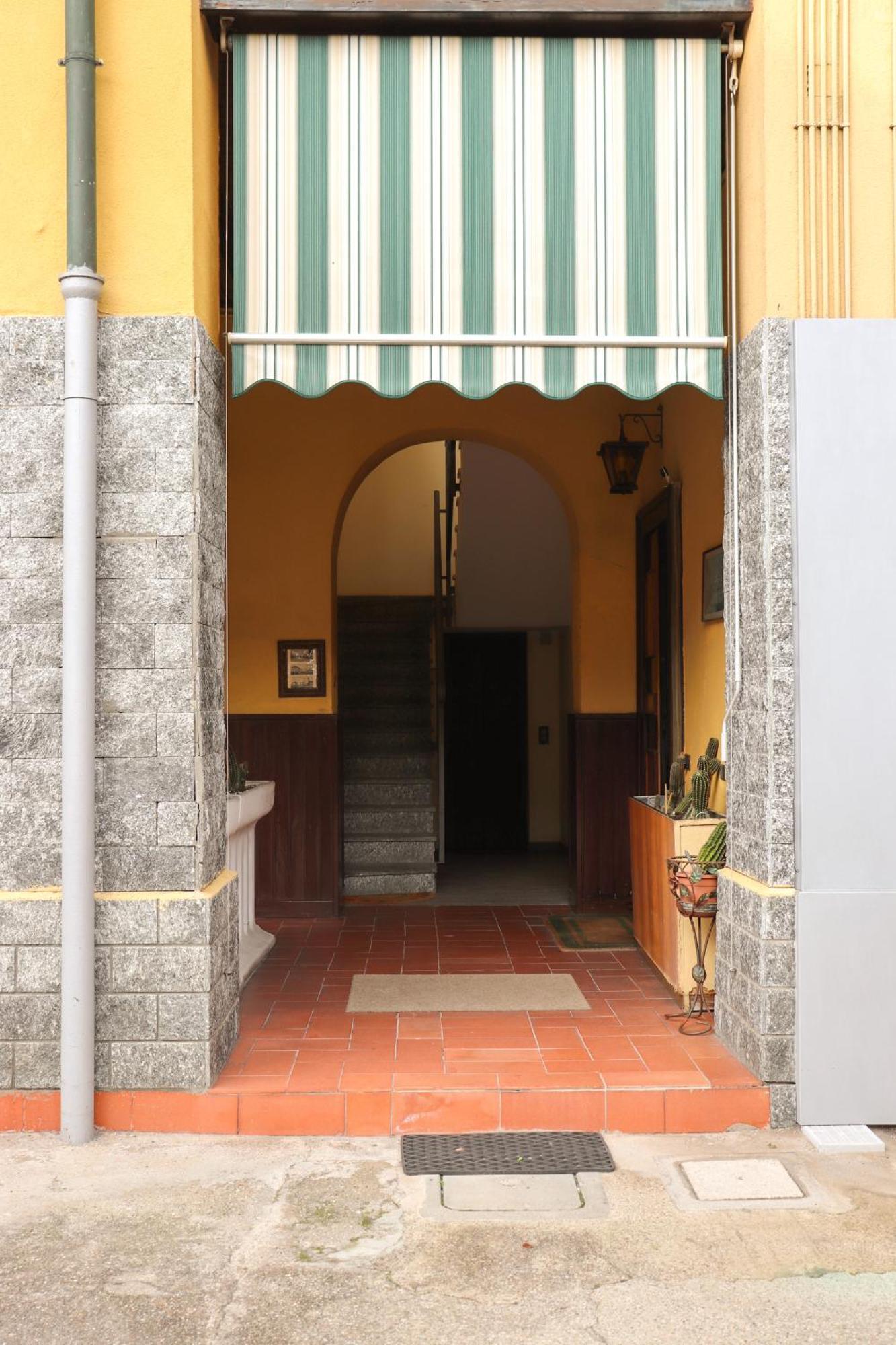 La Corte Di Brusuglio Apartments Кормано Экстерьер фото