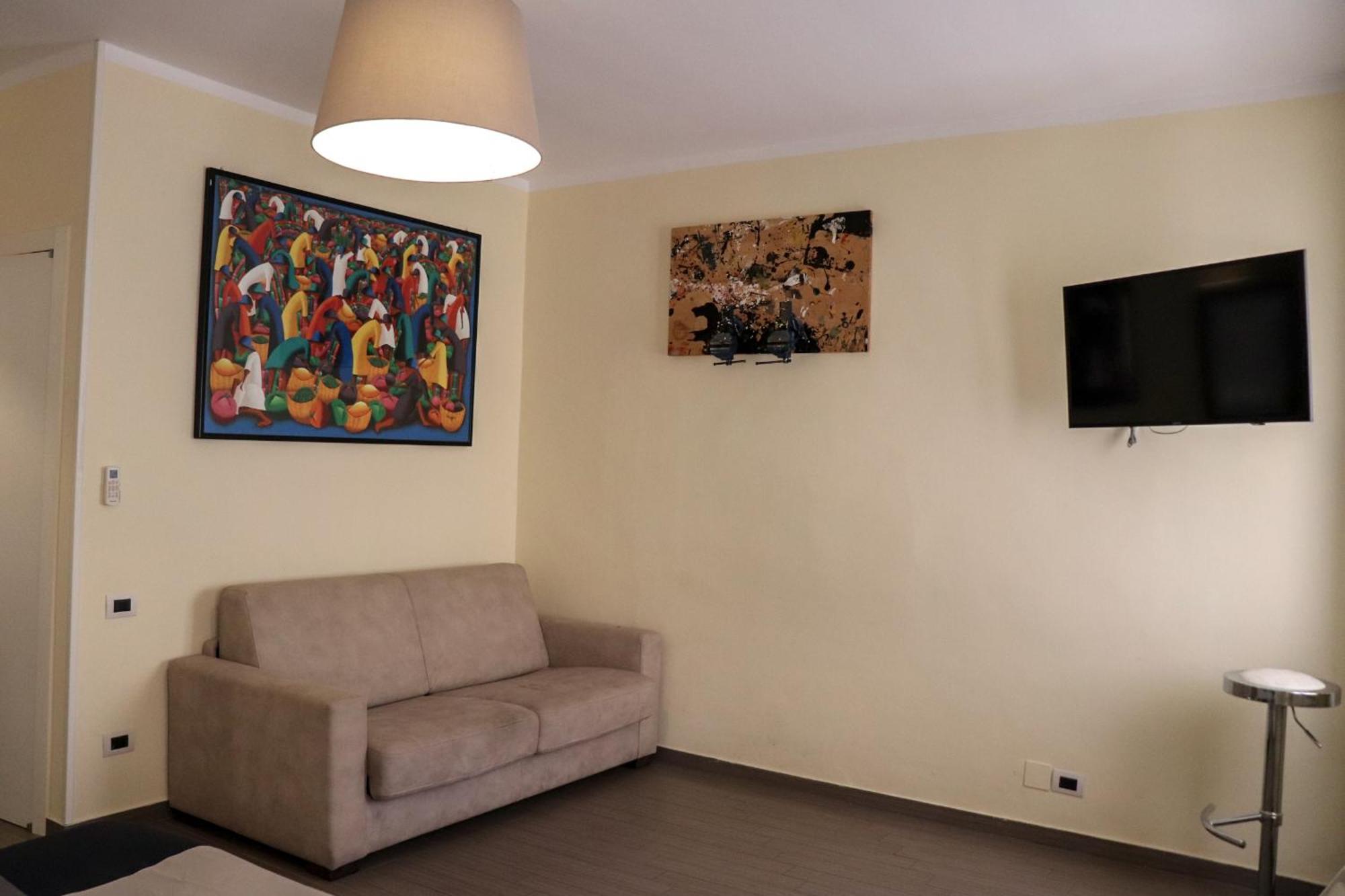 La Corte Di Brusuglio Apartments Кормано Экстерьер фото
