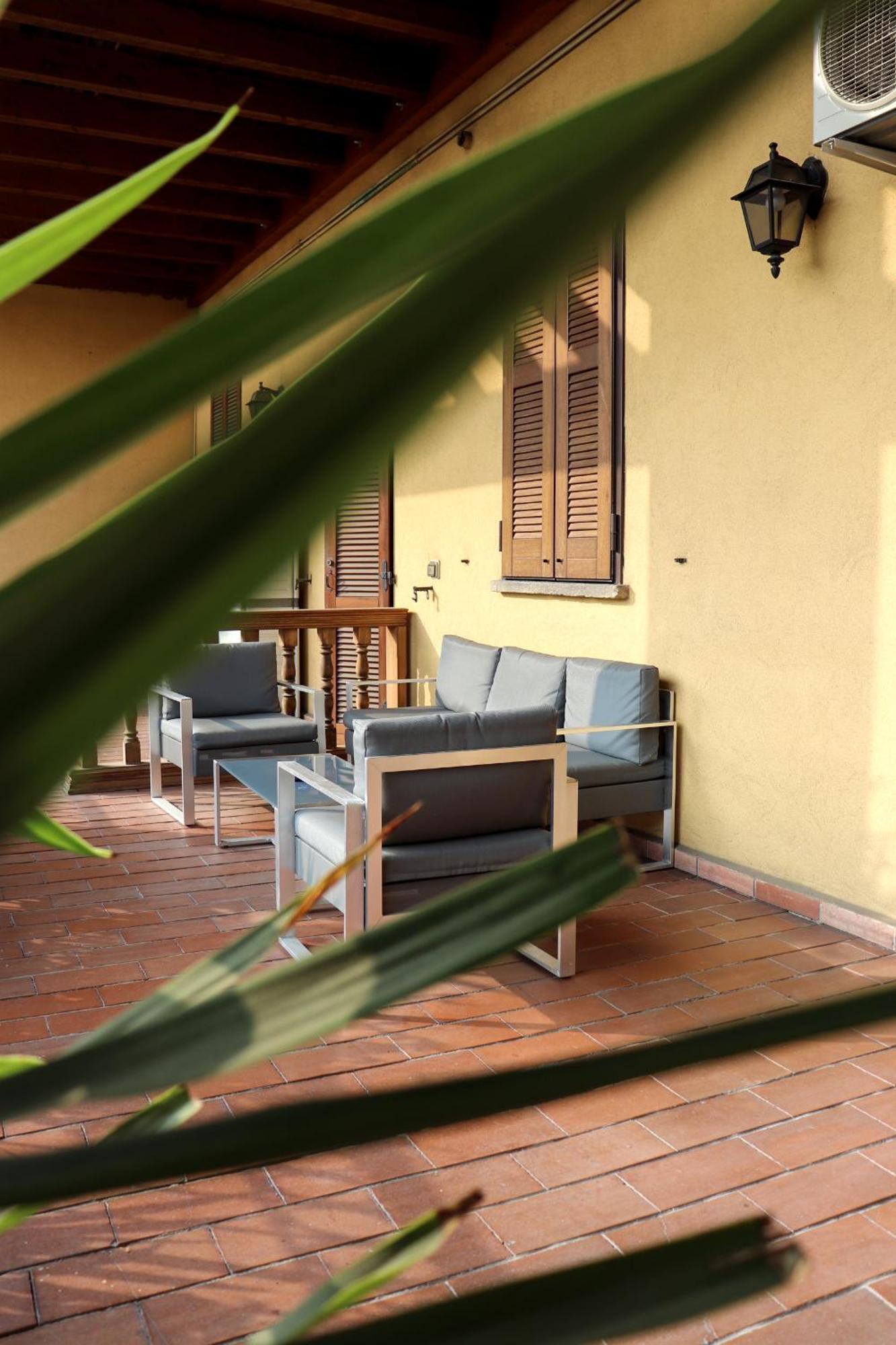 La Corte Di Brusuglio Apartments Кормано Экстерьер фото